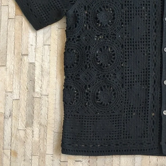 Abercrombie & Fitch Men's Size M Crotchet Button Down Short Sleeve Black Shirt - Picture 9 of 9